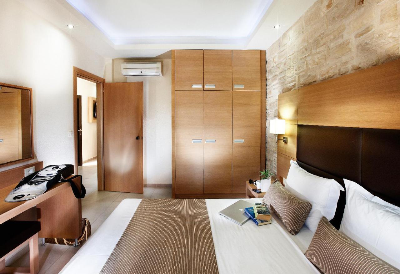 Anna'S House Aparthotel เยโอริยิอูโปลิส ห้อง รูปภาพ